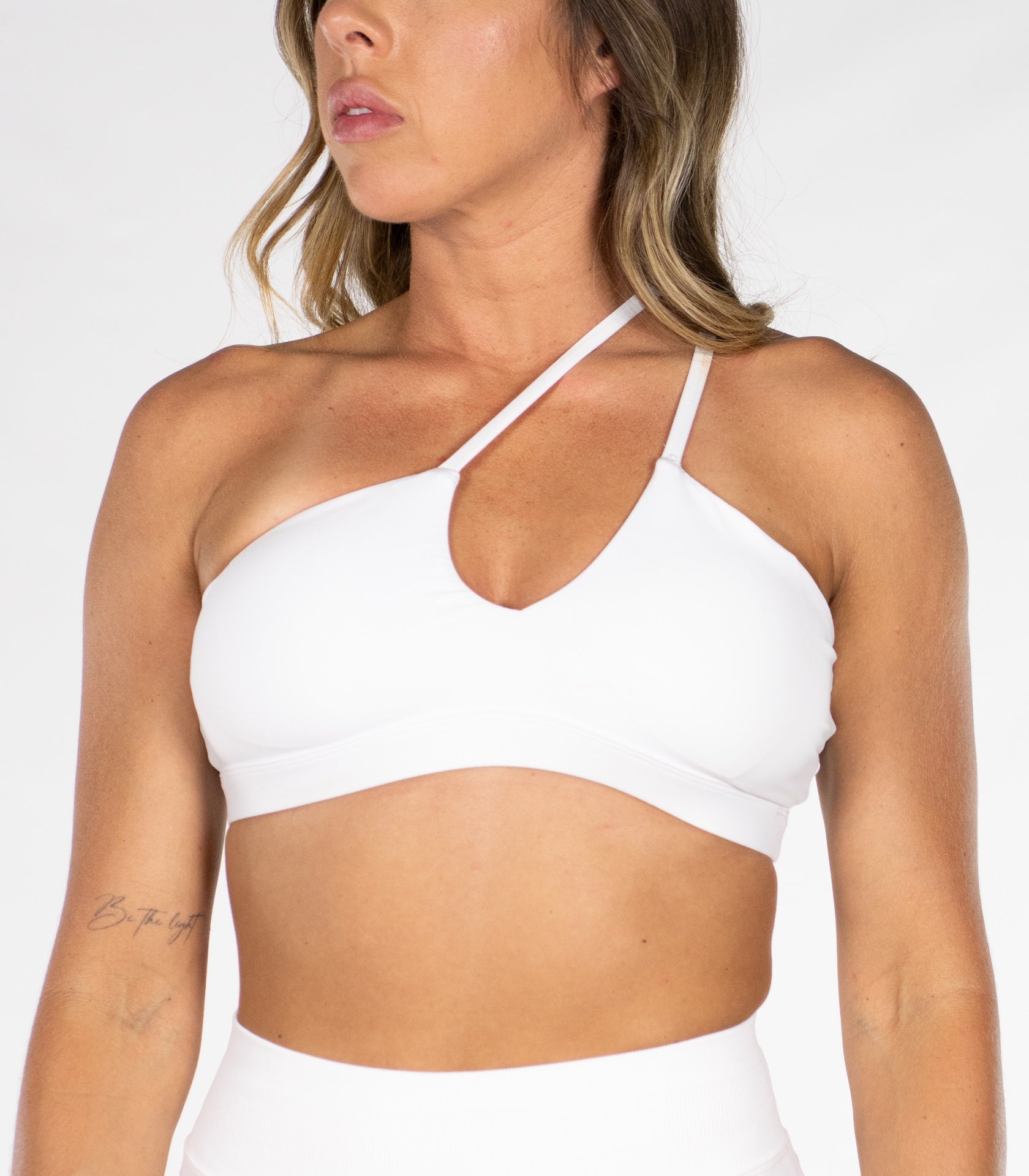 Ari Sports Bra - Titan