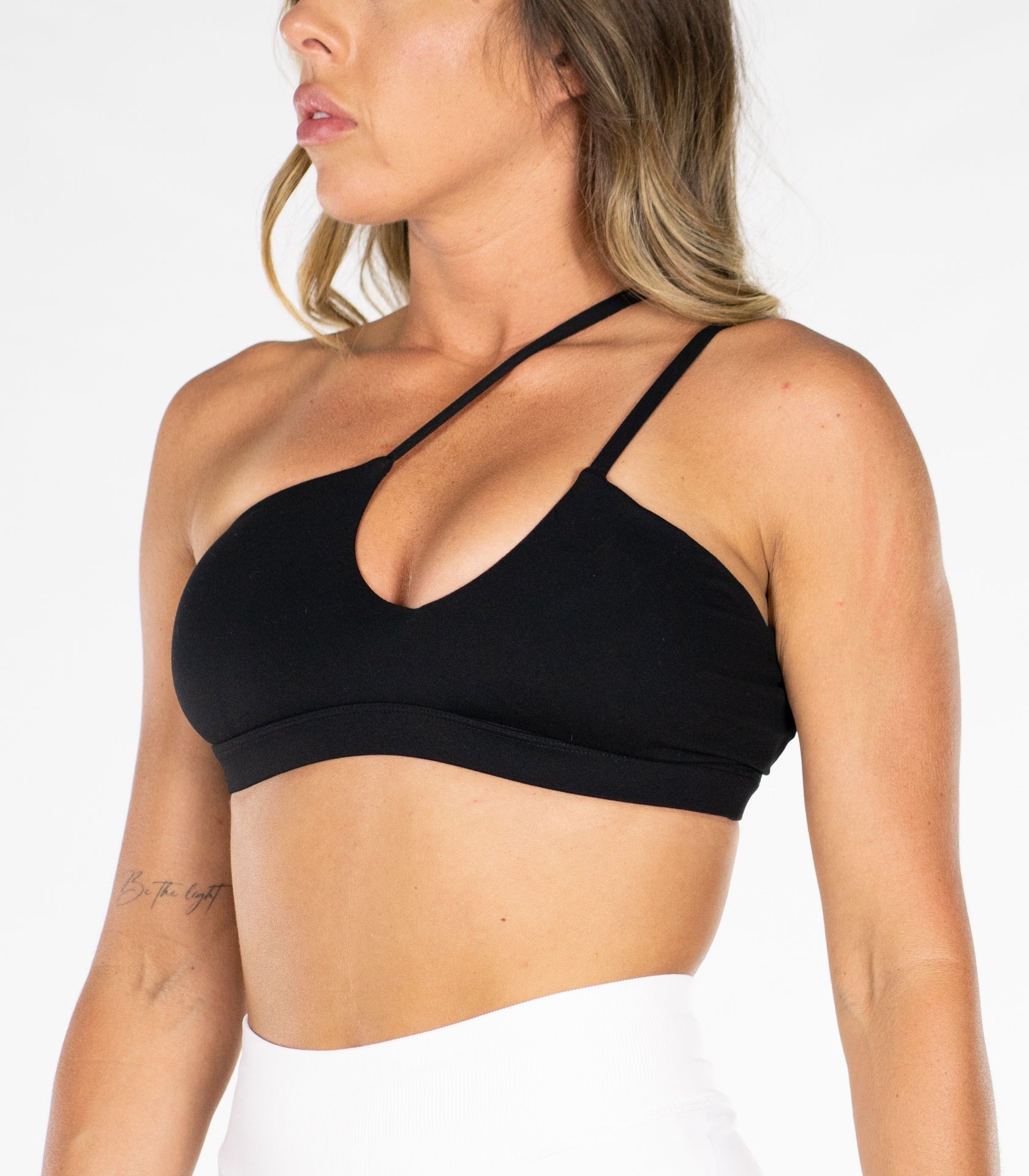 Ari Sports Bra - Titan